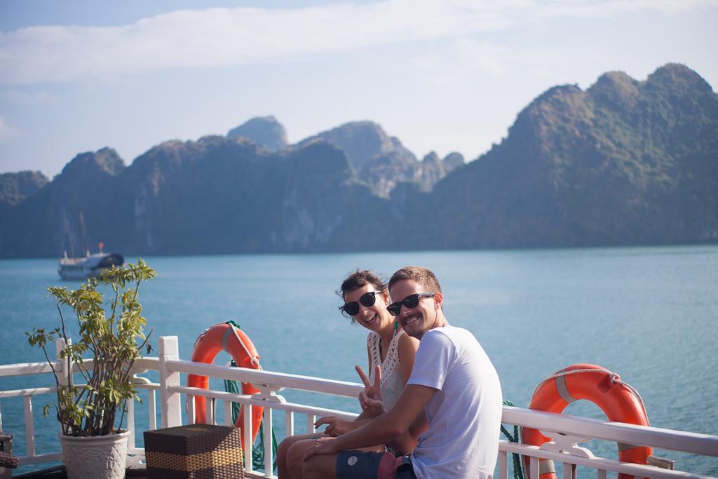Golden Star Cruise Otel Nan Giang Dış mekan fotoğraf