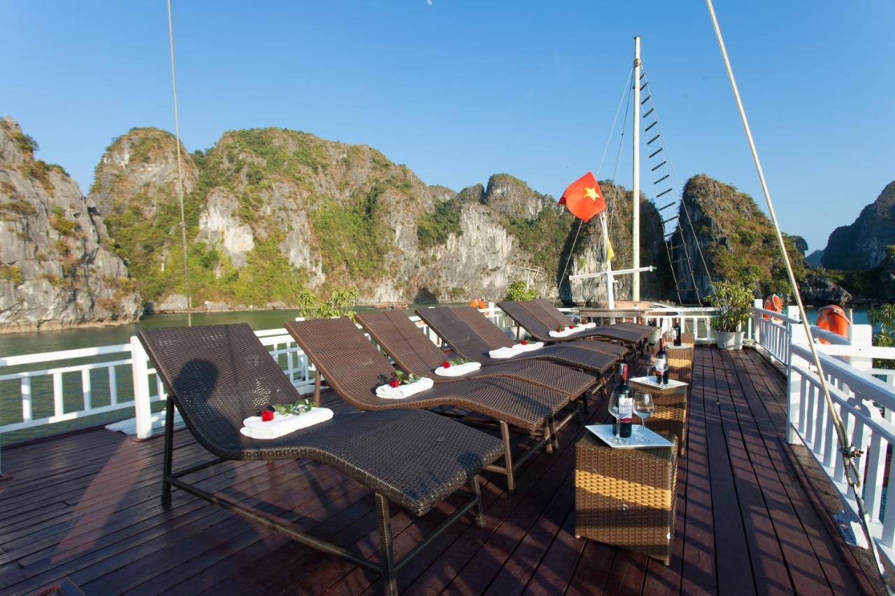 Golden Star Cruise Otel Nan Giang Dış mekan fotoğraf